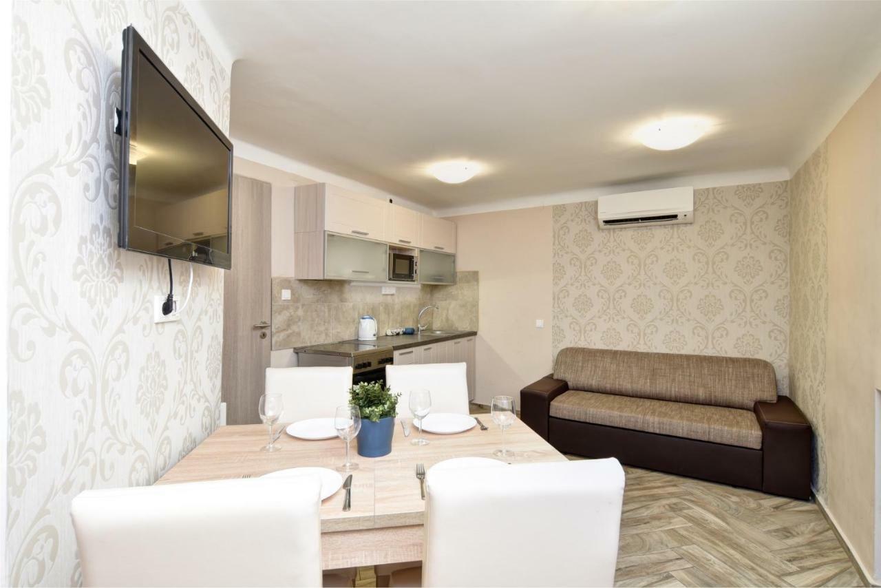 Center Businessclass Apartment Будапеща Екстериор снимка