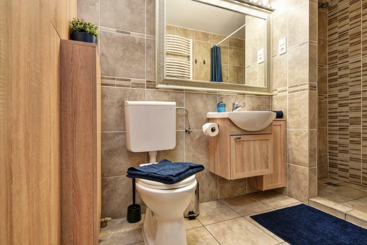 Center Businessclass Apartment Будапеща Екстериор снимка